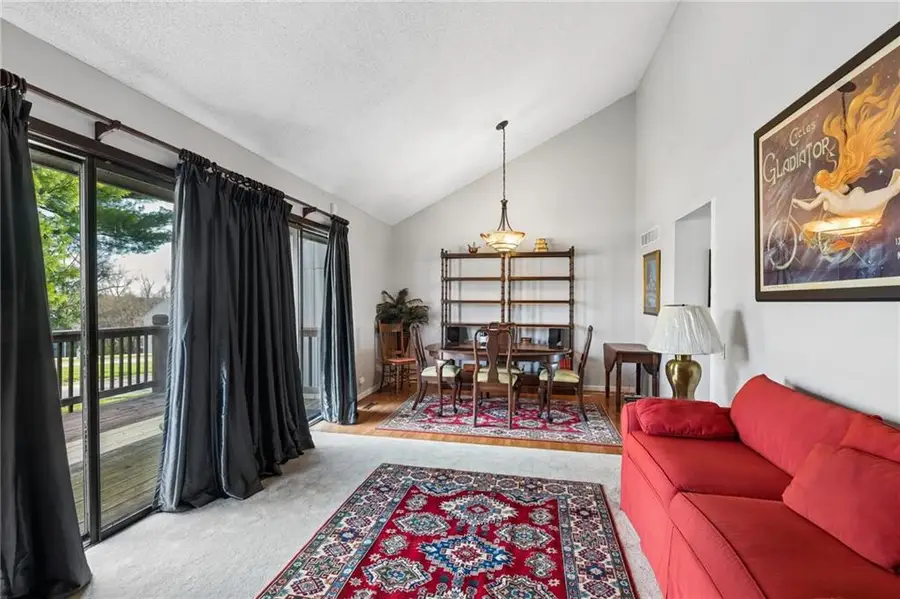 5735 N Oregon Avenue, Kansas City, MO 64151 - #3