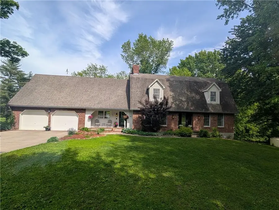 106 Walnut Drive, Carrollton, MO 64633 - #2