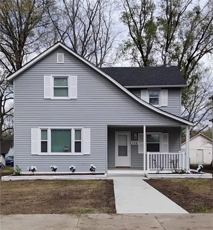 713 S Cedar Street, Ottawa, KS 66067 - #2