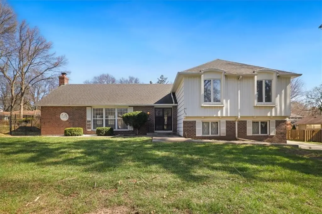 4808 W 81st Street, Prairie Village, KS 66208 - #1