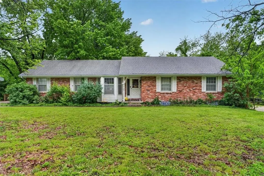 413 SW Sunset Drive, Lees Summit, MO 64081 - #1