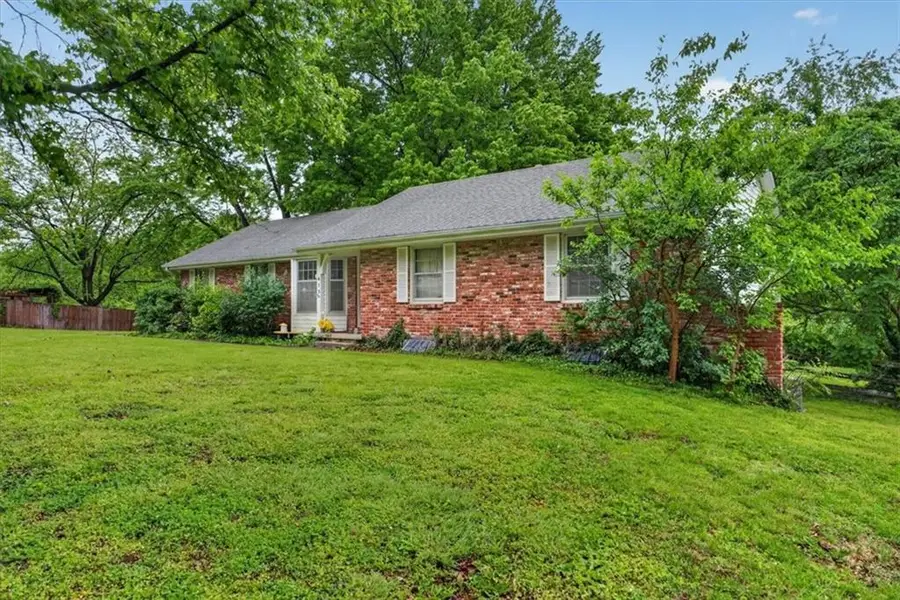 413 SW Sunset Drive, Lees Summit, MO 64081 - #3