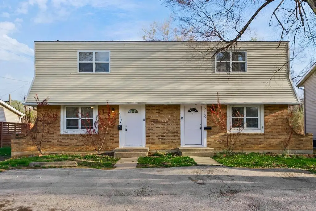 212 N Oak Drive, Belton, MO 64012 - #1