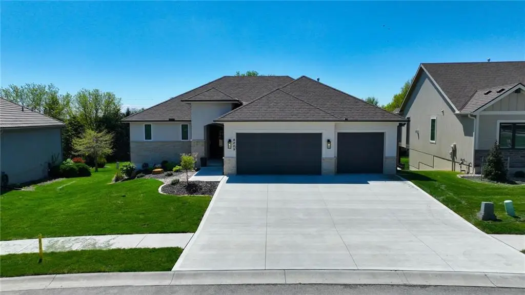 4209 NE Hideaway Drive, Lees Summit, MO 64064 - #1