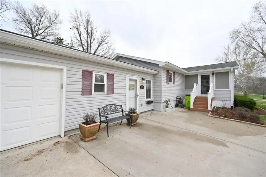 5005 NW Merrimac Avenue, Riverside, MO 64150 - #3