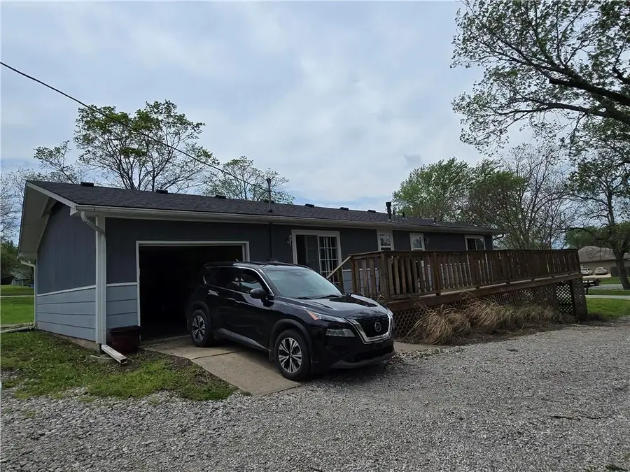 302 N Dement Street, Mound City, KS 66056 - #2