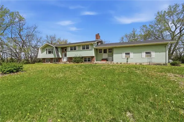 37600 E 171st Street, Pleasant Hill, MO 64080