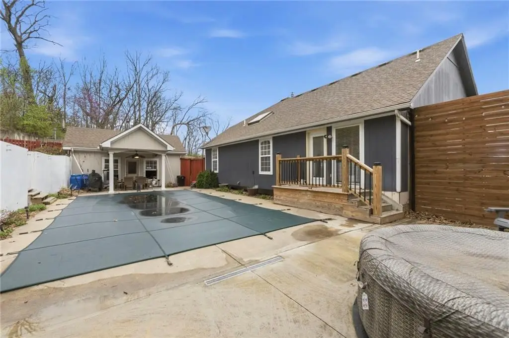 21201 E 51st Terrace Court S, Blue Springs, MO 64015 - #1