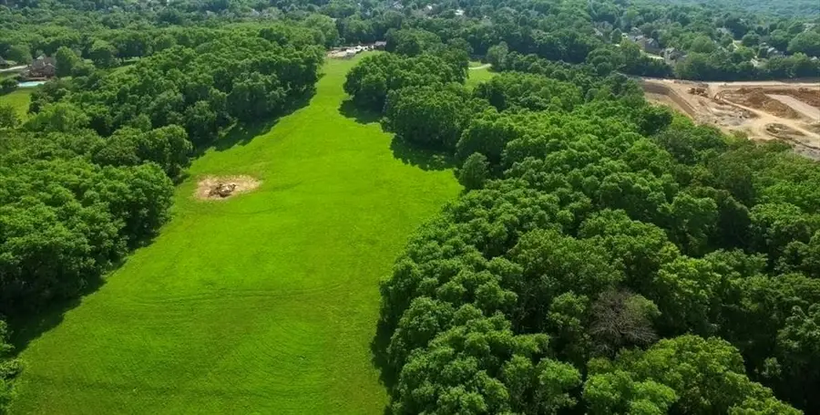 6121 NW Klamm Road, Kansas City, MO 64152 - #2