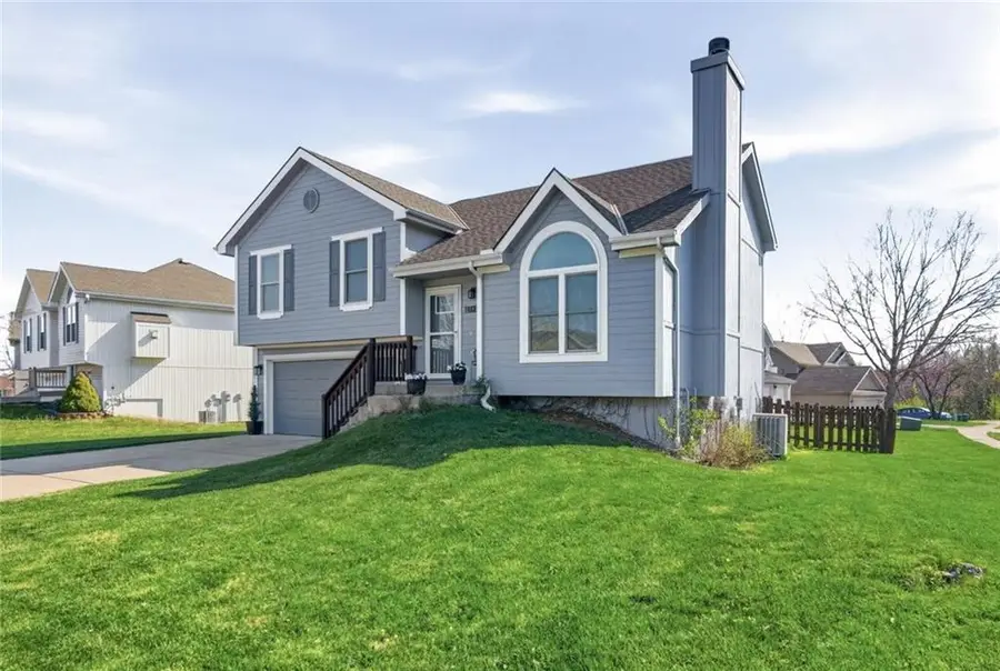 11209 N Ditman Avenue, Kansas City, MO 64157 - #3