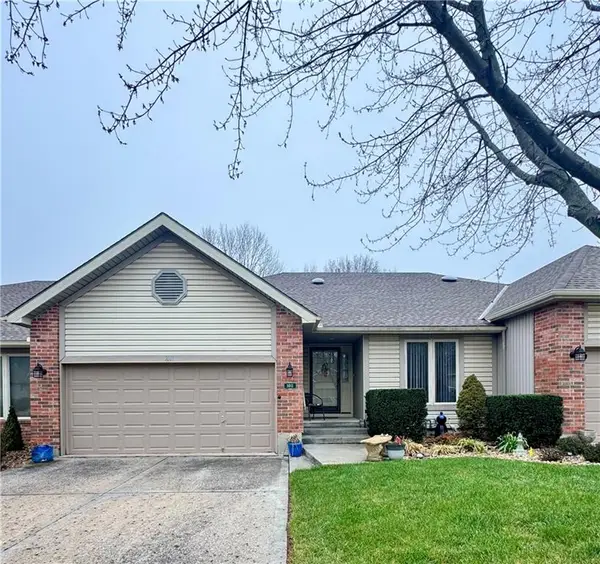 1011 NE 75th Street, Gladstone, MO 64118