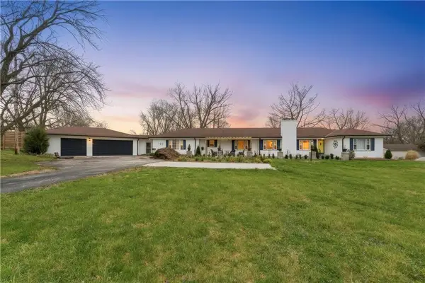 121 Highland Park Avenue, Excelsior Springs, MO 64024