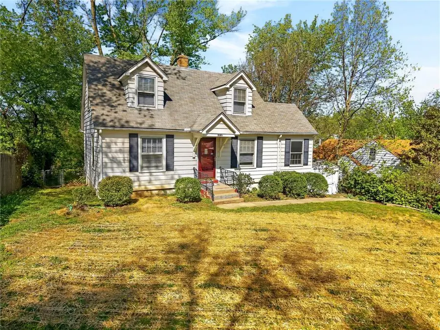 3634 N College Avenue, Kansas City, MO 64117 - #2