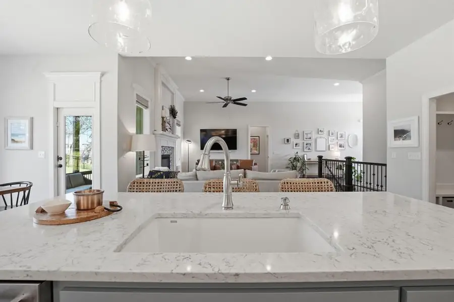 20534 W 113th Street, Olathe, KS 66061 - #2