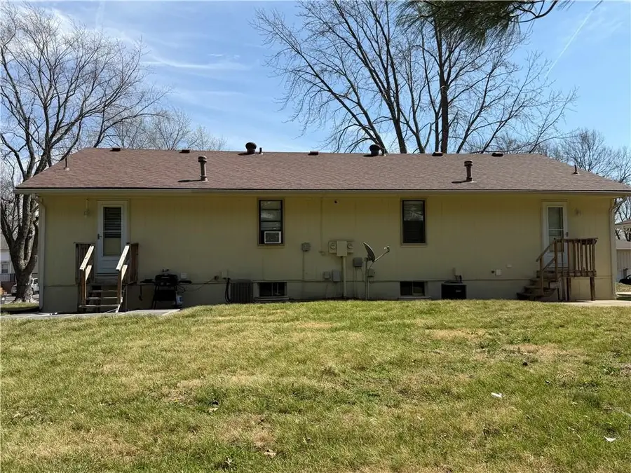 2401 & 2403 SW 6th Street, Blue Springs, MO 64014 - #2