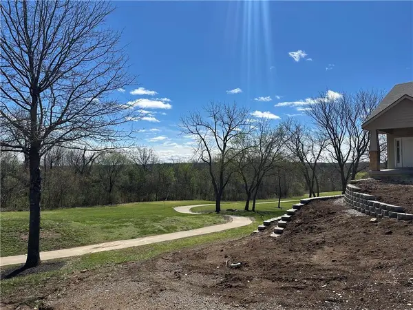 23811 W 59th Terrace, Shawnee, KS 66226