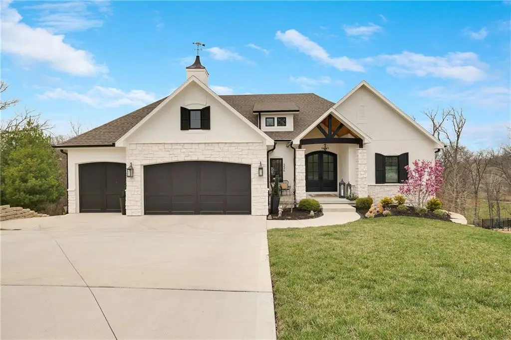 336 Thoreau Circle, Lees Summit, MO 64081 - #1