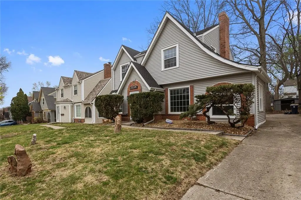 7339 Holmes Road, Kansas City, MO 64111 - #1
