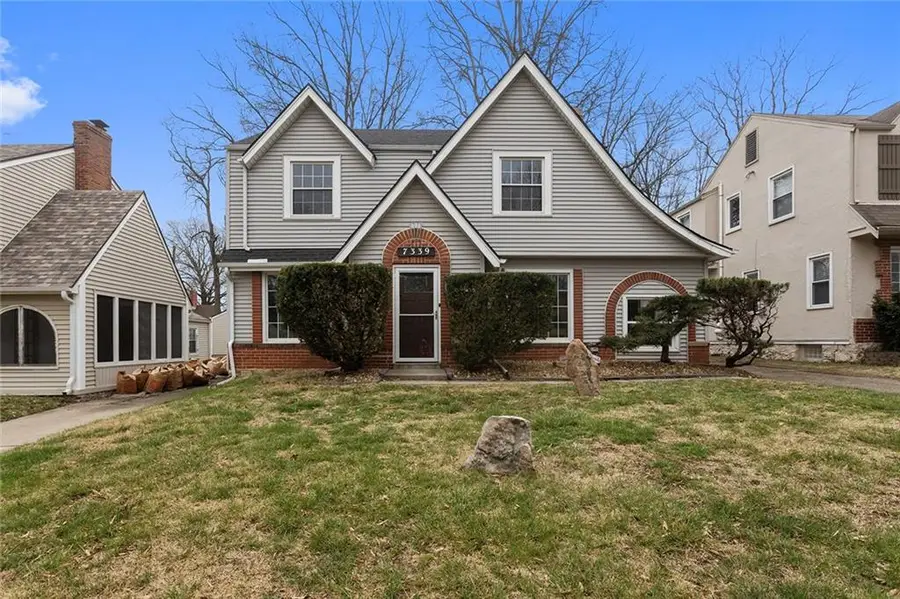 7339 Holmes Road, Kansas City, MO 64111 - #2