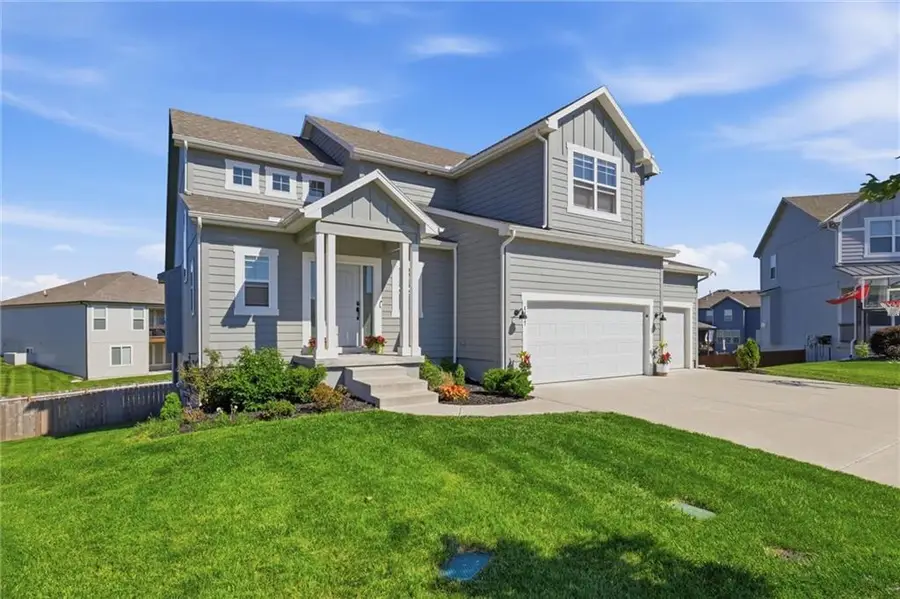 4417 SW Tanzanite Circle, Lees Summit, MO 64082 - #2