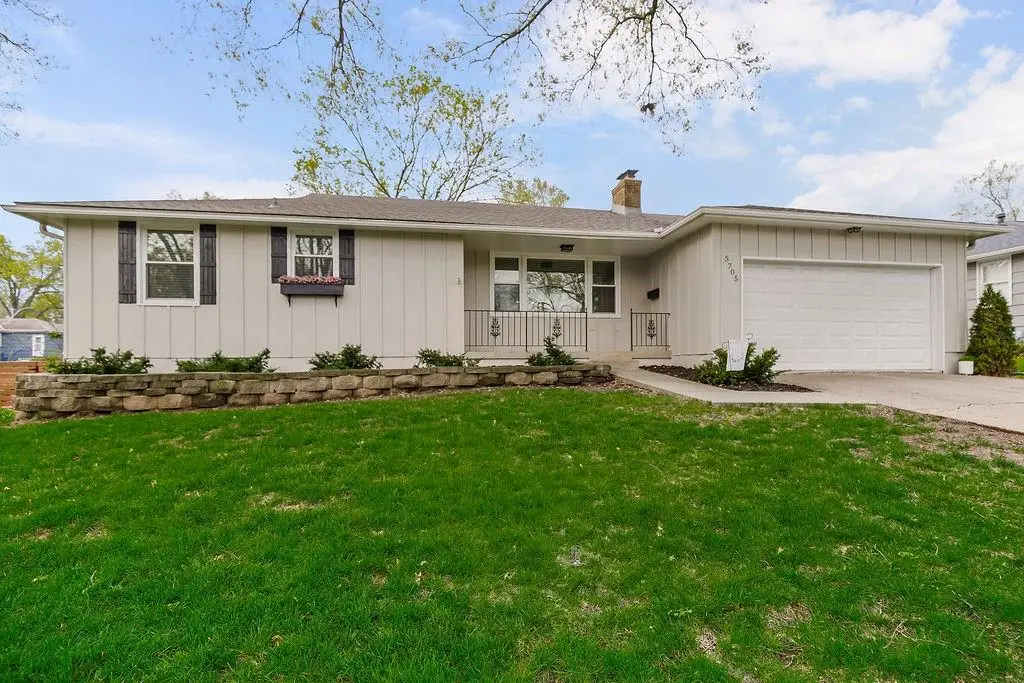5705 W 78th Street, Prairie Village, KS 66208 - #1