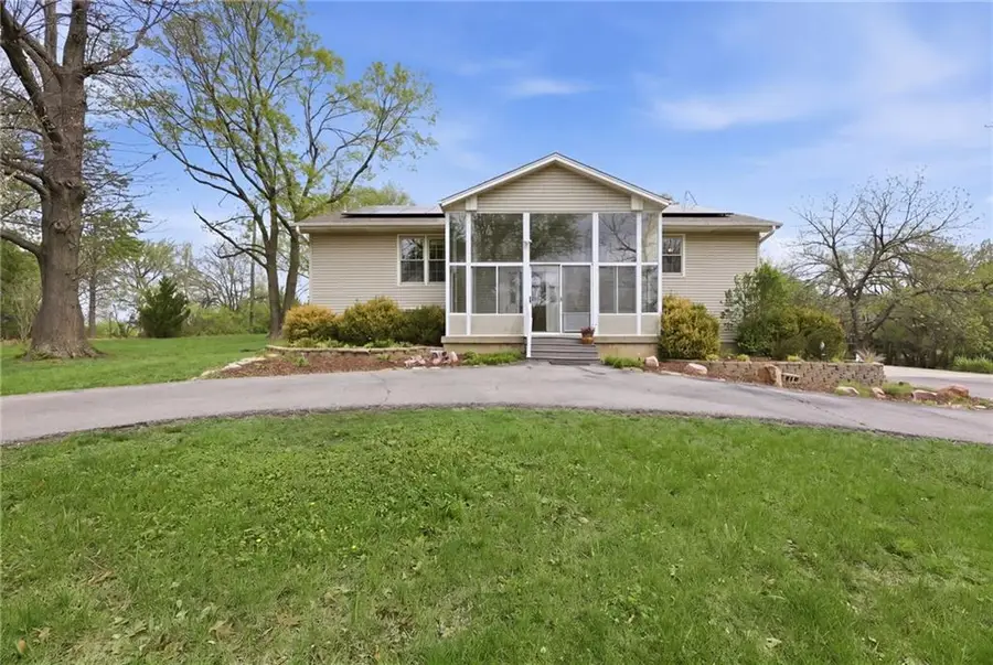 11535 S Clare Road, Olathe, KS 66061 - #3