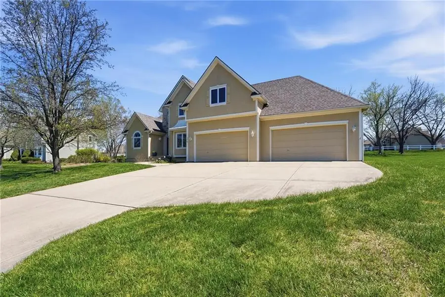 1019 SW Coachlight Court, Lees Summit, MO 64081 - #2