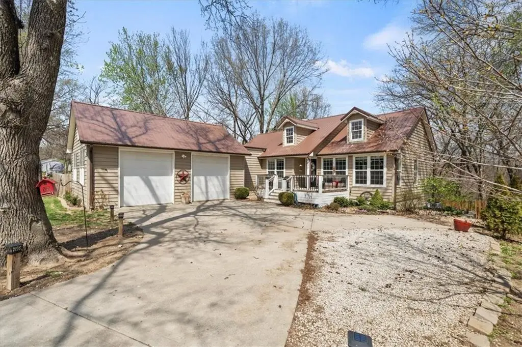 2807 N Twyman Road, Independence, MO 64058 - #1