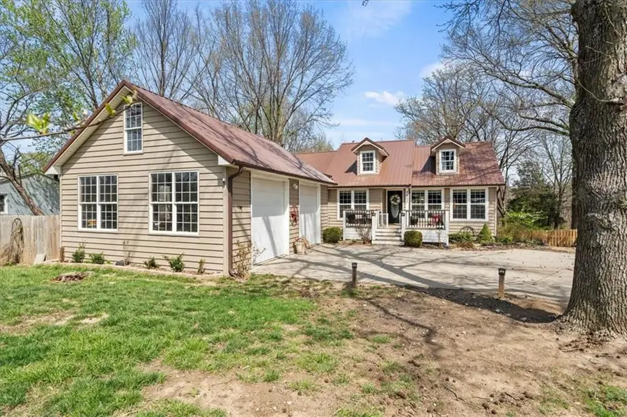 2807 N Twyman Road, Independence, MO 64058 - #2