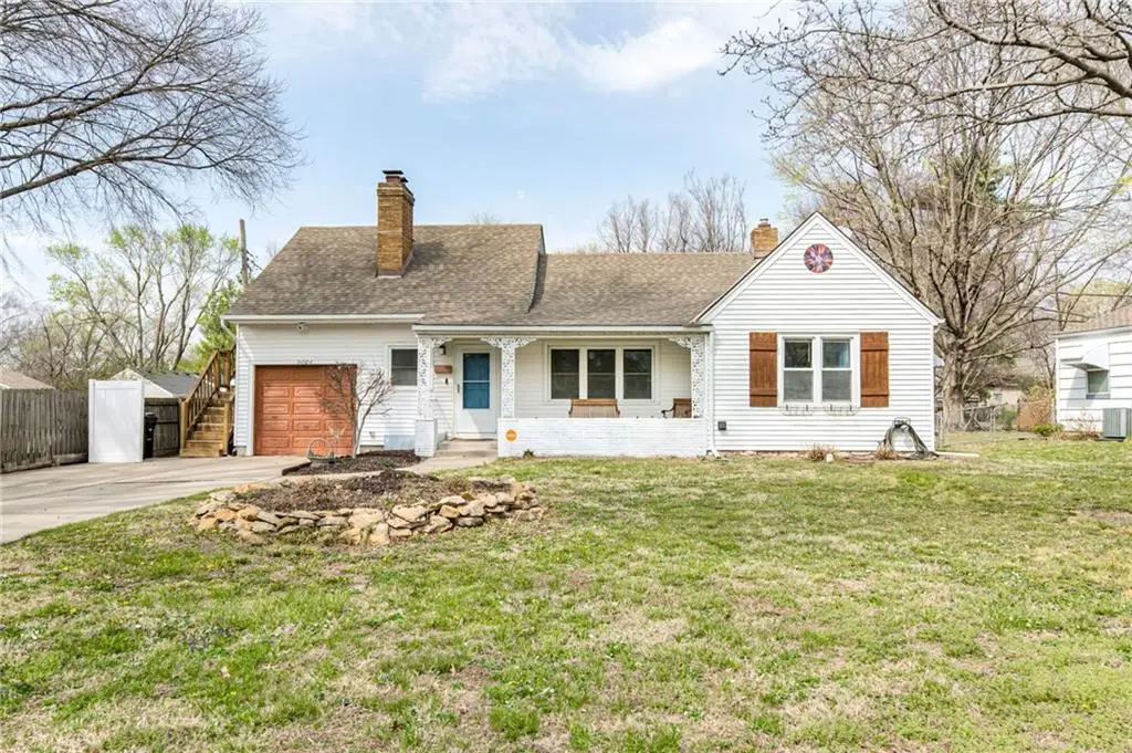 9004 E 65th Terrace, Raytown, MO 64133 - #1