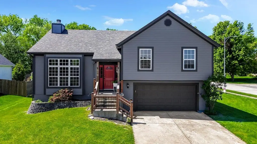 20855 W 227th Street, Spring Hill, KS 66083 - #1