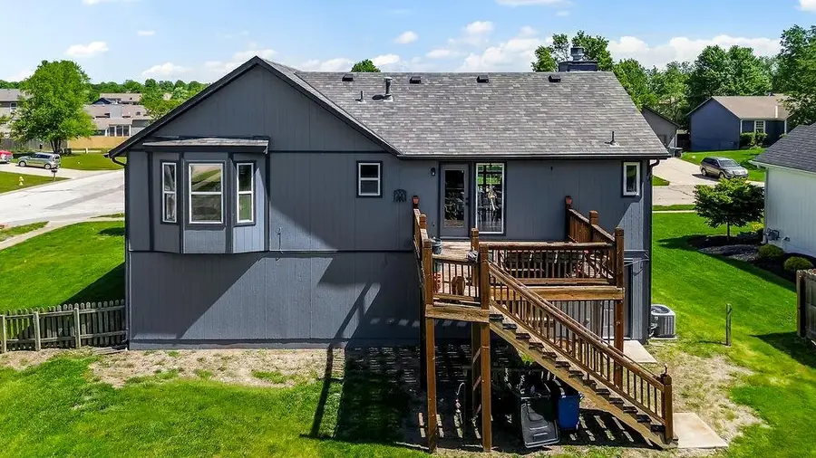 20855 W 227th Street, Spring Hill, KS 66083 - #3
