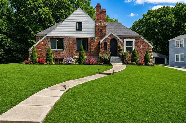 2252 E 77th Terrace, Kansas City, MO 64132