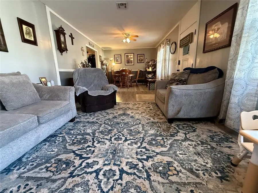 1607 N Washington Street, Nevada, MO 64772 - #3