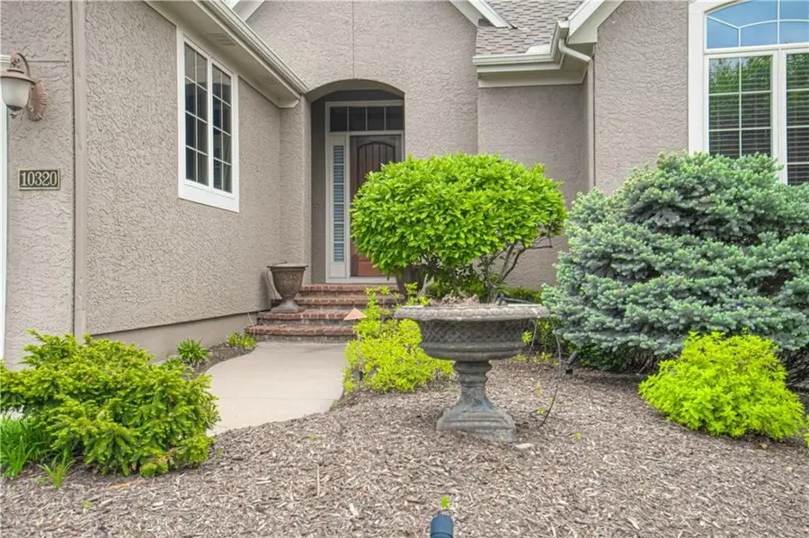 10320 W 142nd Street, Overland Park, KS 66221 - #3