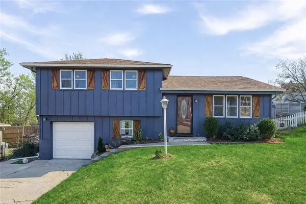 818 N 84 Drive, Kansas City, KS 66112