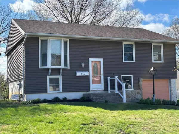 816 N Tepee Drive, Independence, MO 64056