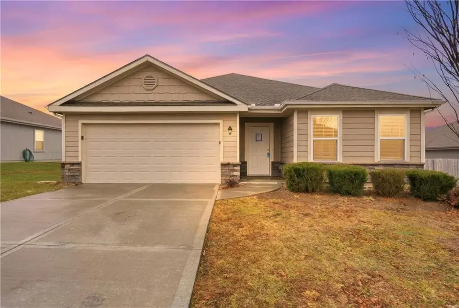 21832 Franklin Street, Spring Hill, KS 66083 - #2