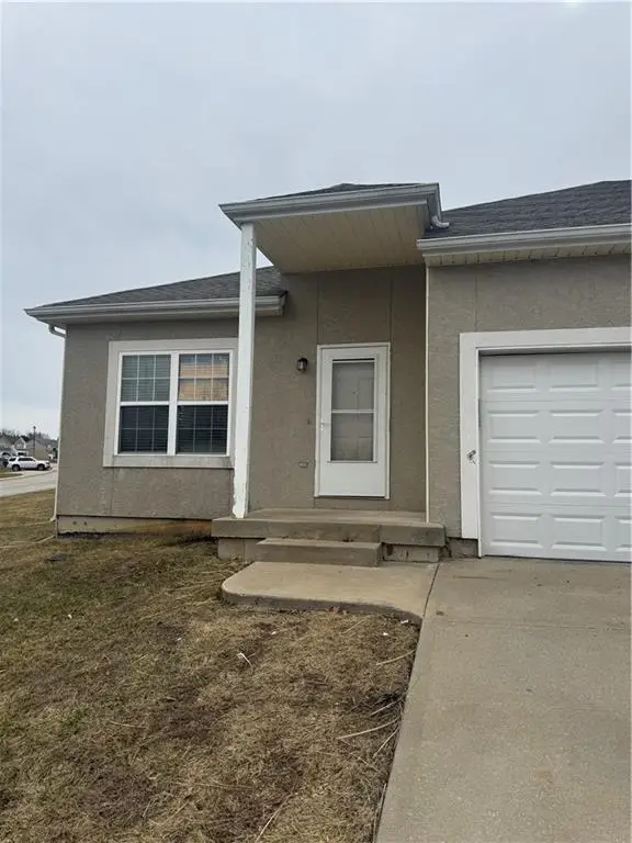 10331 Sloan Avenue, Kansas City, KS 66109