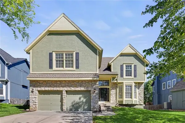 8006 W 129 Terrace, Overland Park, KS 66213