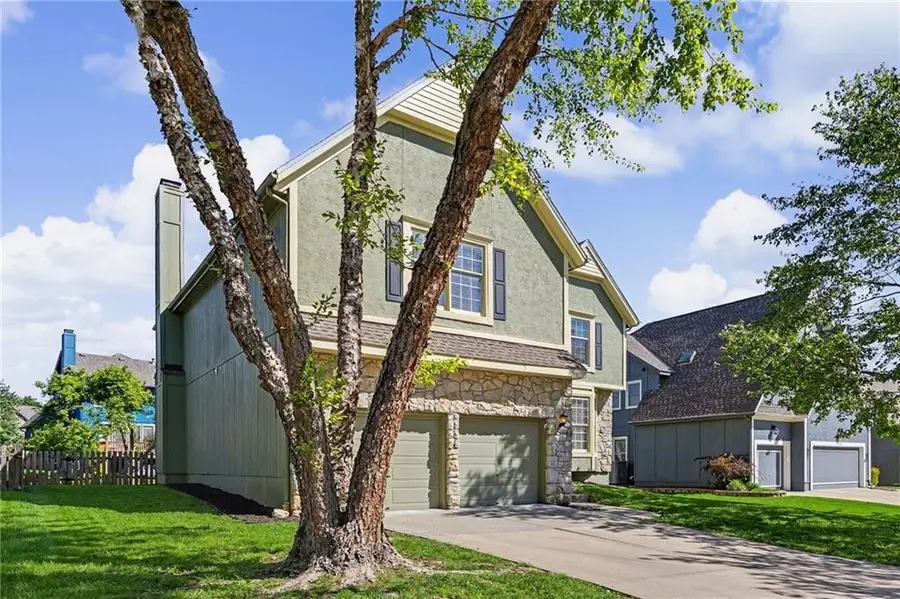 8006 W 129 Terrace, Overland Park, KS 66213 - #2