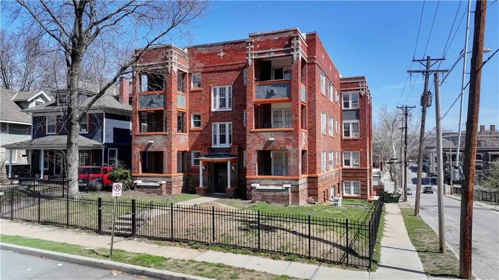 4245 Harrison Street, Kansas City, MO 64110 - #1