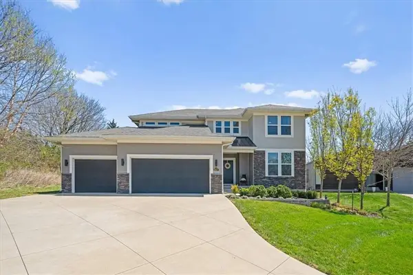 6927 Glenn Lane, Parkville, MO 64152