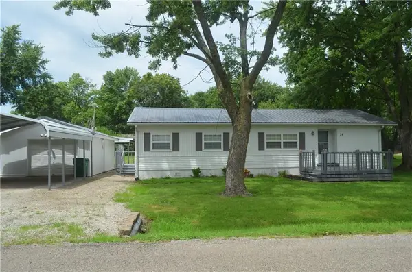 24 W 2nd Street, Adrian, MO 64720