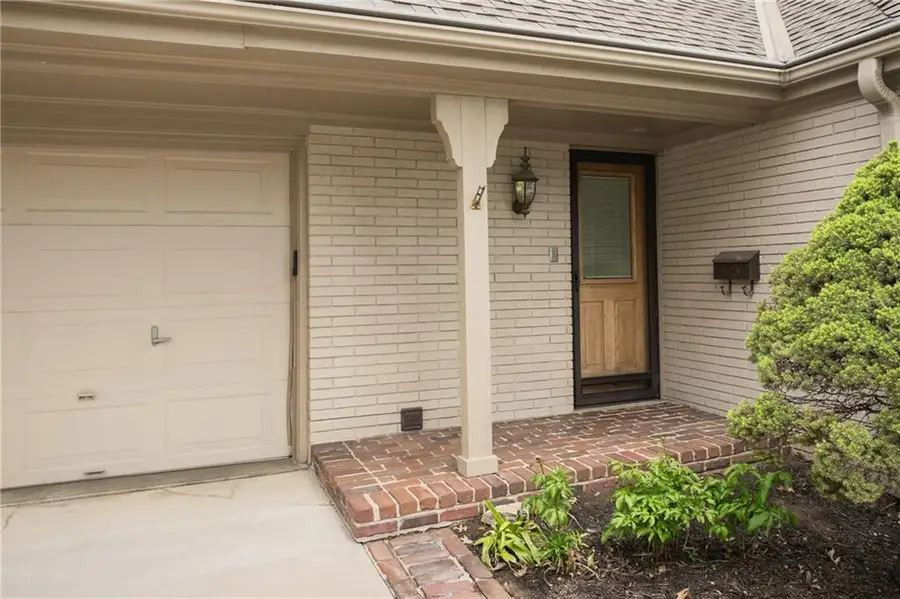 1900 W 70th Street, Mission Hills, KS 66208 - #3