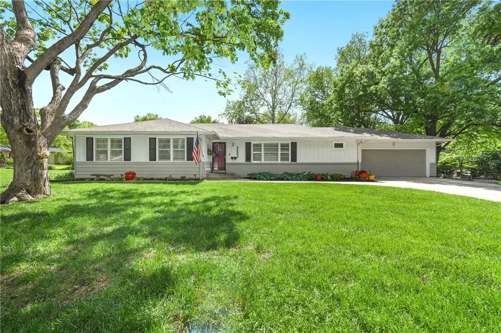 4201 W 98th Terrace, Overland Park, KS 66207 - #1