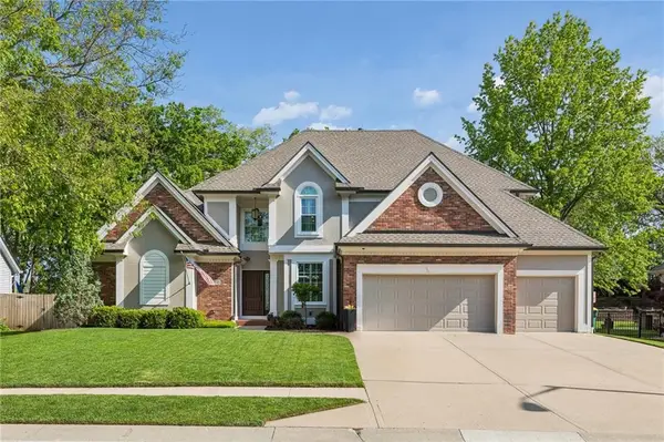 6704 NW Monticello Drive, Parkville, MO 64152
