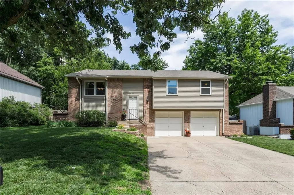 13001 S Sycamore Street, Olathe, KS 66062 - #1