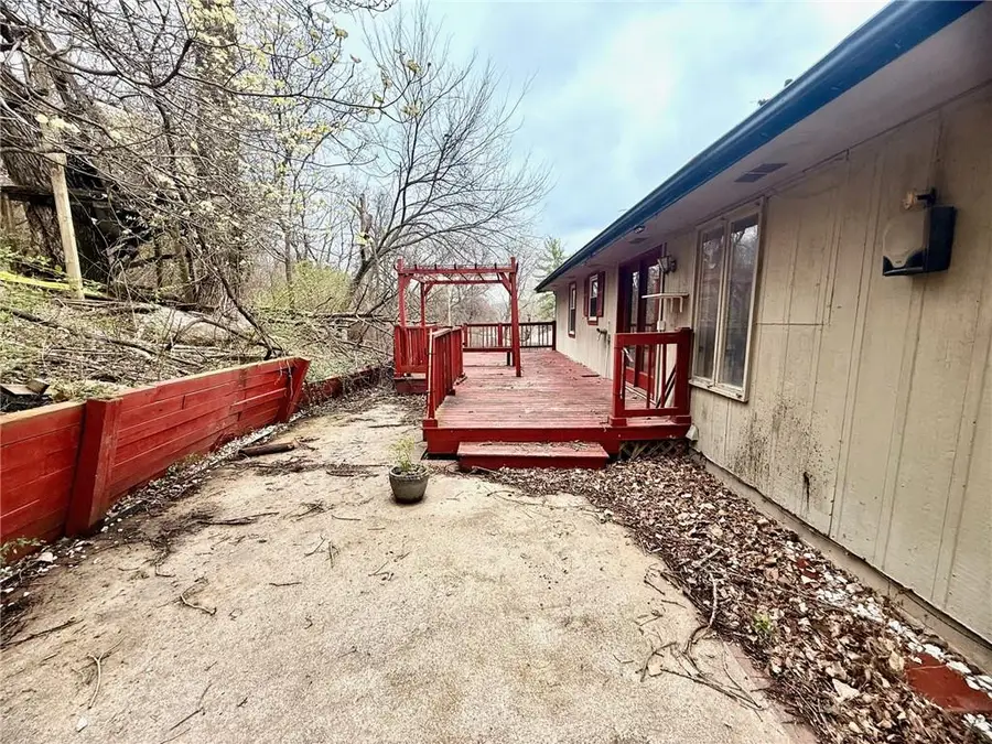 3112 Hampton Road, Saint Joseph, MO 64505 - #3