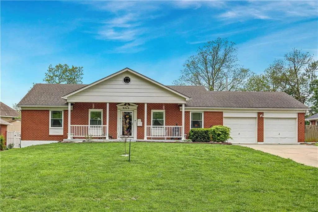 9309 E 30th Street, Independence, MO 64052 - #1